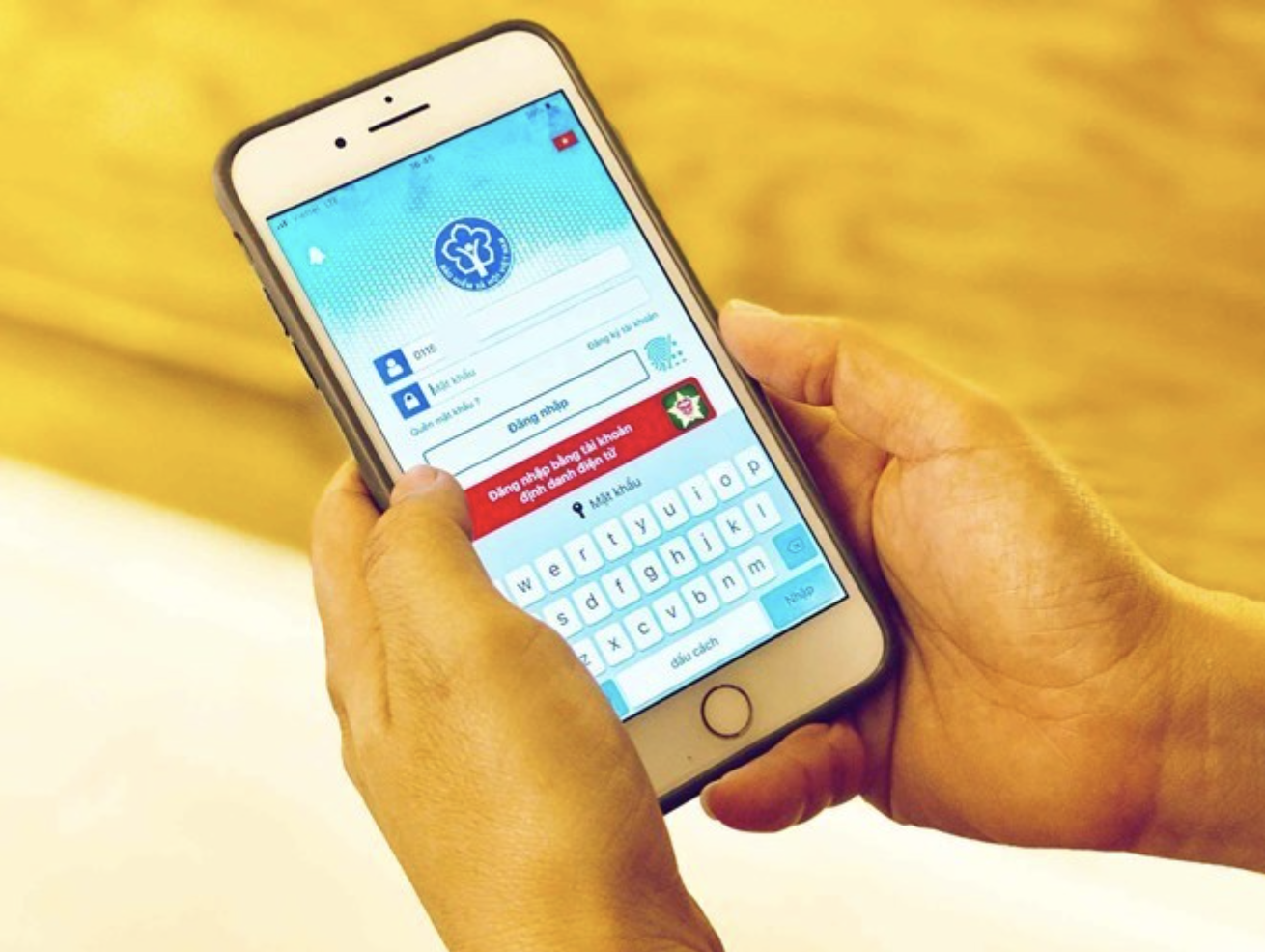 Bảo hiểm y tế chưa hiển thị trên VNeID: Người dân nên kiểm tra và cập nhật để tránh gián đoạn quyền lợi khám chữa bệnh